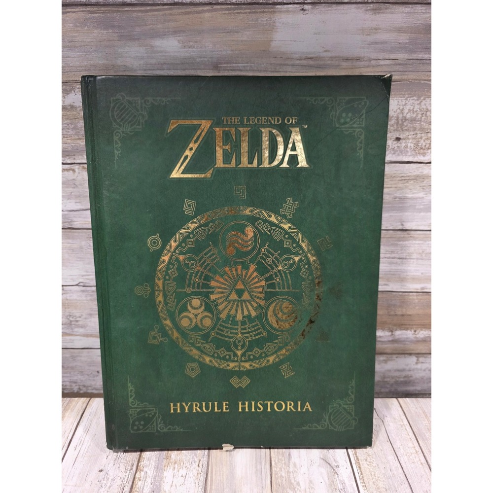 The Legend of Zelda Hyrule Historia Hardcover Art Book Dark Horse‎ Books 2013